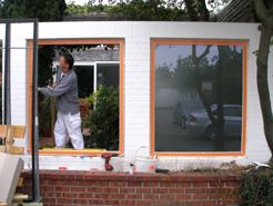 Fenstermontage Eigenheim mit Sichtmauerwerk Herstellung